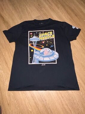 Seattle Space Needle UFO Shirt XL Chalo Graphic Tee Travel Souvenir Retro